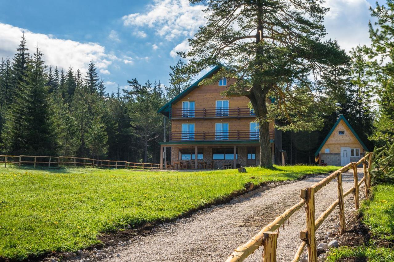 Apartmani JEZERO Zabljak  Bagian luar foto