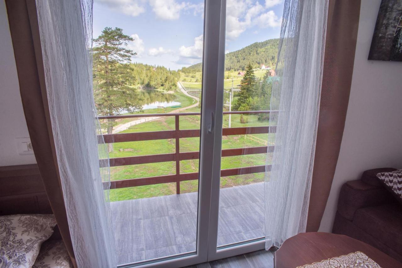 Apartmani JEZERO Zabljak  Bagian luar foto