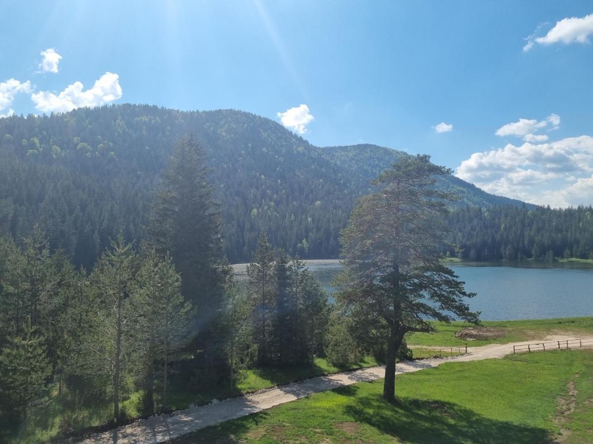 Apartmani JEZERO Zabljak  Bagian luar foto
