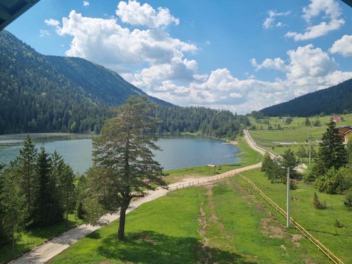 Apartmani JEZERO Zabljak  Bagian luar foto