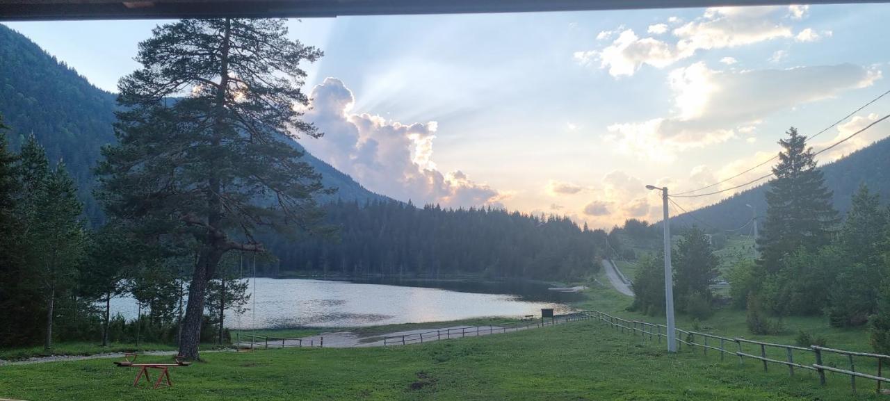 Apartmani JEZERO Zabljak  Bagian luar foto