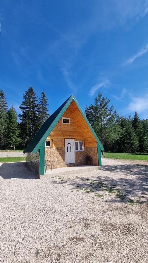 Apartmani JEZERO Zabljak  Ruang foto